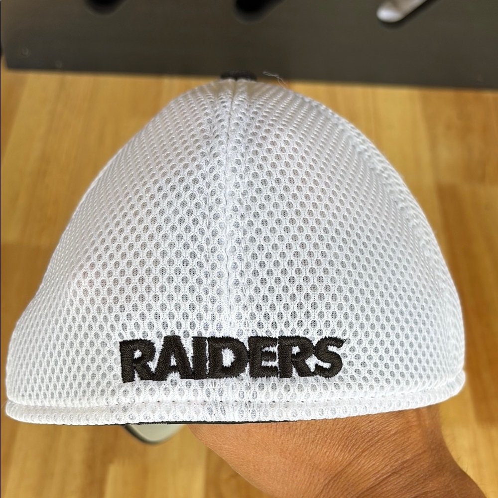 Raiders Black and White Cap - Picture 3 of 8